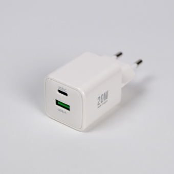 Зарядное устройство USB EPILSO EPD-PA205 20Вт GaN (USB-C, USB-A) белый (1/50)
