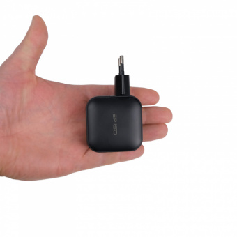 Зарядное устройство USB EPILSO EPD-PA225 65Вт GaN (USB-C x2, USB-A) чёрный (1/40)